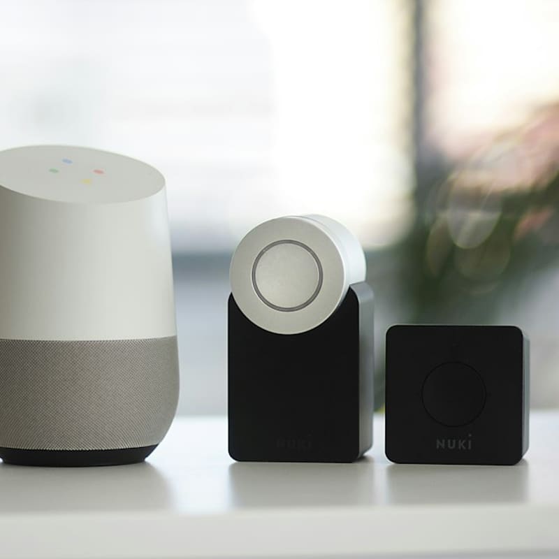 Altavoz Inteligente con Asistente de Voz — tienda dominio